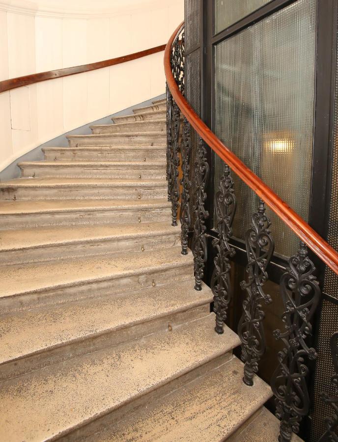 Apartments Vienna Opera Екстер'єр фото