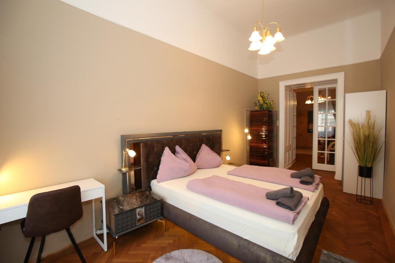 Apartments Vienna Opera Екстер'єр фото