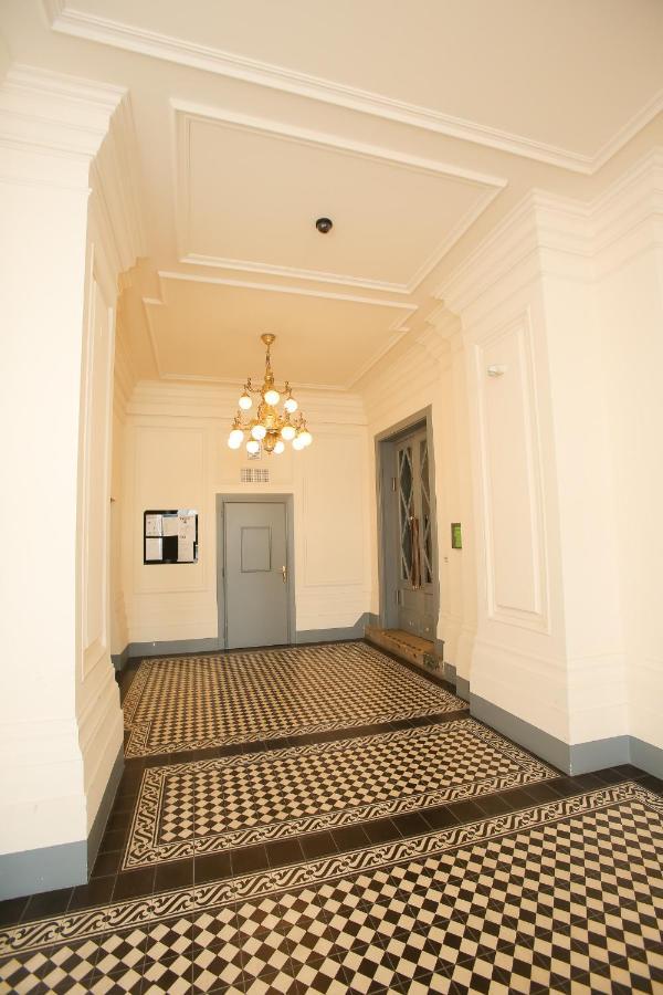 Apartments Vienna Opera Екстер'єр фото