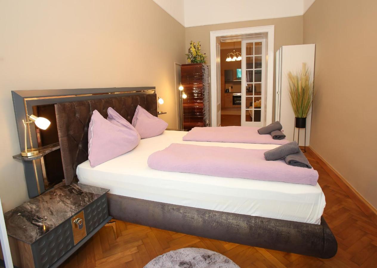 Apartments Vienna Opera Екстер'єр фото