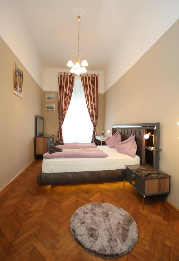 Apartments Vienna Opera Екстер'єр фото
