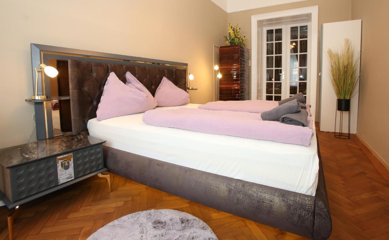 Apartments Vienna Opera Екстер'єр фото